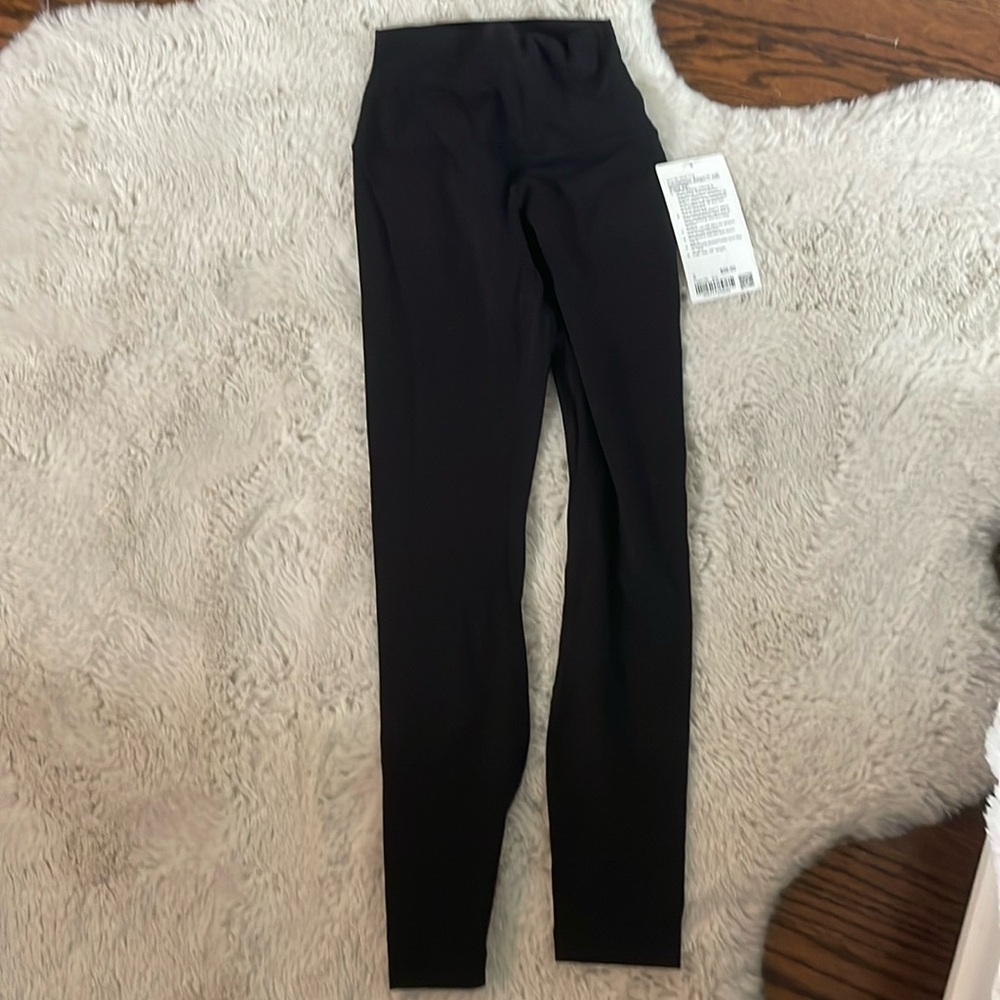 Black Lululemon size 2 align leggings, never worn, great condition and quality